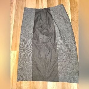 THE LIMITED Black and Grey wool skirt size 2